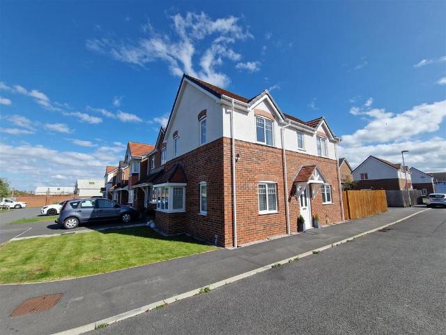 House for sale in Saltney, Wales