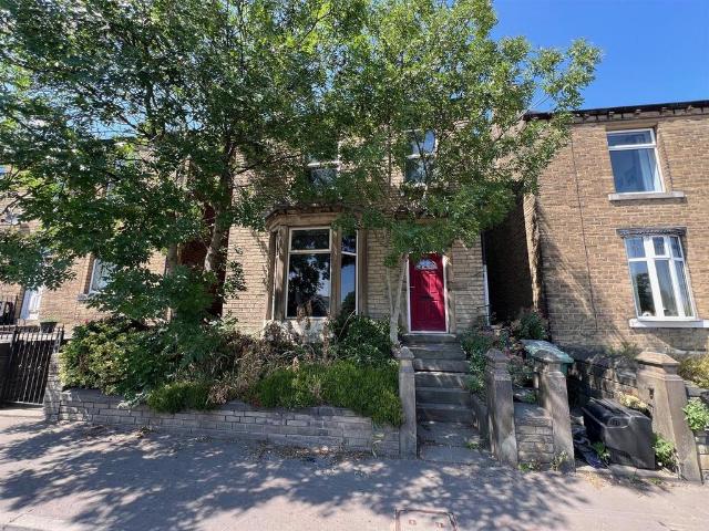 House for sale in Bradley, West Yorkshire