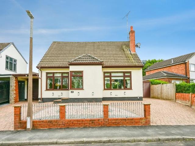 House for sale in Tawd Bridge, Roby Mill