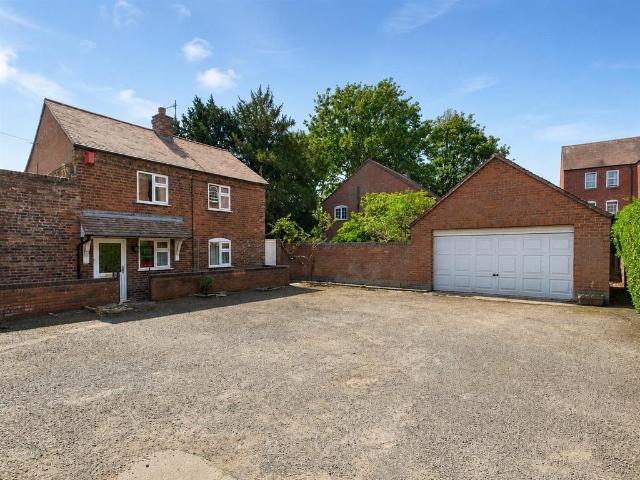 House for sale in Rushock, Worcestershire