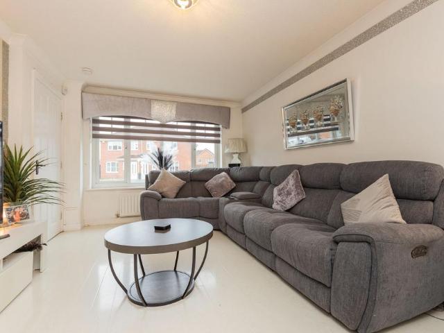 House for sale in Gartcosh, Scotland
