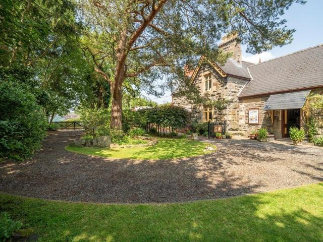 House for sale in Tafolwern, Wales