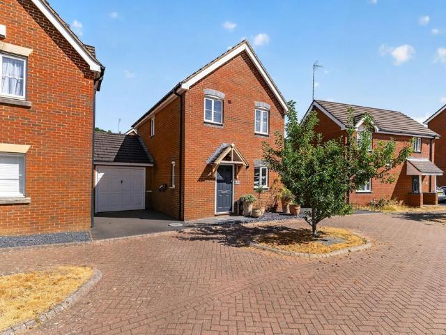 House for sale in Ashby Fields, Daventry