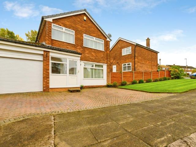 House for sale in Hollins, Bury