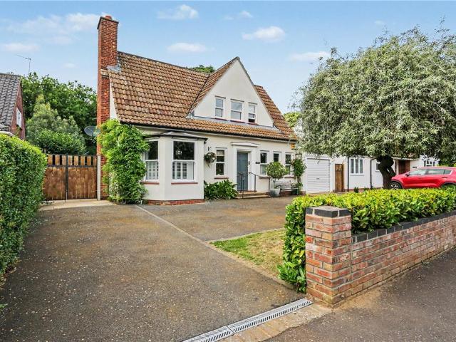House for sale in East Bank, Norfolk