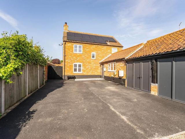 House for sale in East Tuddenham, Norfolk