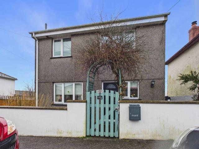 House for sale in Hayle, Cornwall