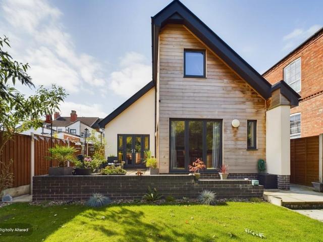 House for sale in Shepshed, Elmfield