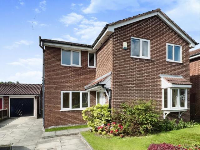 House for sale in Ashton upon Mersey, Trafford Park