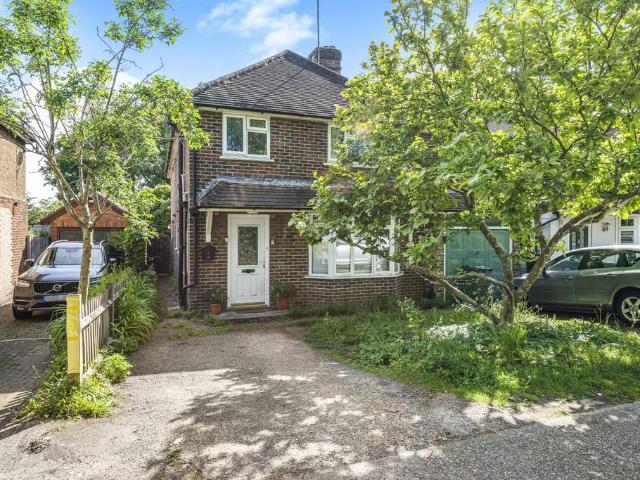House for sale in Jacobs Well, Guildford