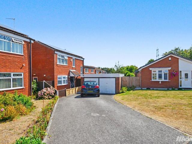 House for sale in Palacefields, Halton