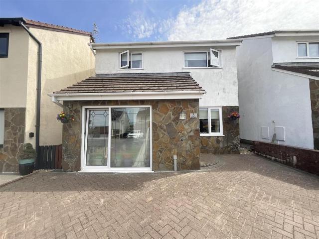 House for sale in Capel, Felinfoel