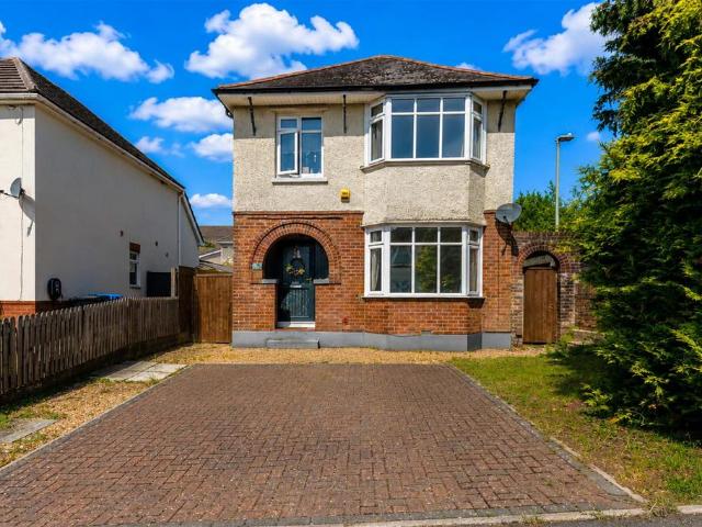 House for sale in Alderney, Poole