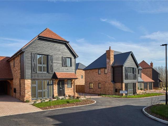 House for sale in Parkwood, Gillingham