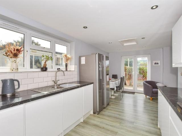 House for sale in Hampton, The Bridge