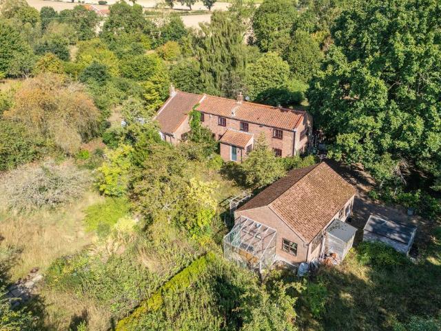 House for sale in Crostwight, Comers