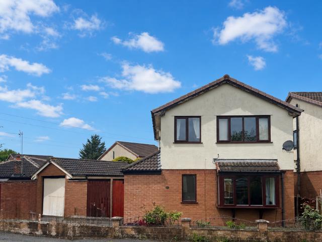 House for sale in Whitestake, Firbank