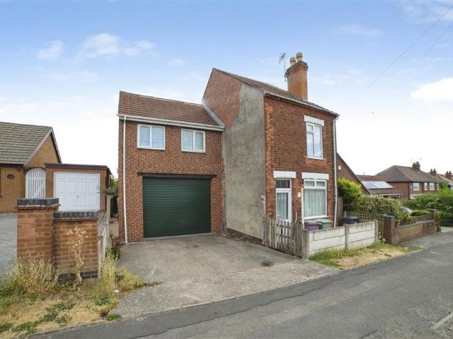 House for sale in Elmton, East Midlands