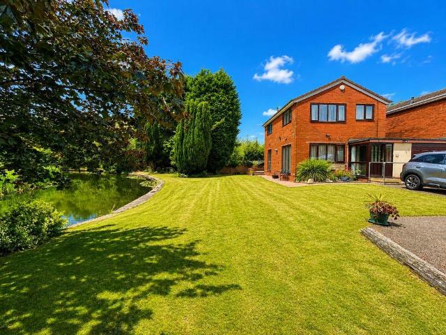 House for sale in Shire Oak, West Midlands