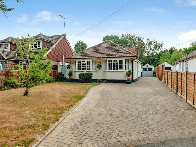 House for sale in Perryfields, West Sussex