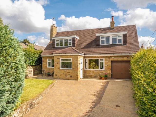 House for sale in Follifoot