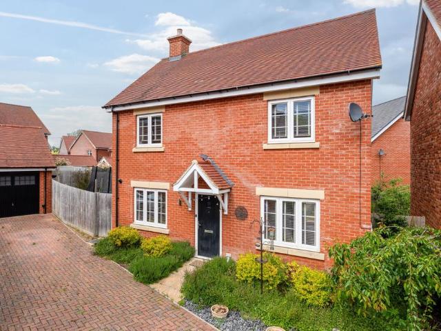 House for sale in Pitstone