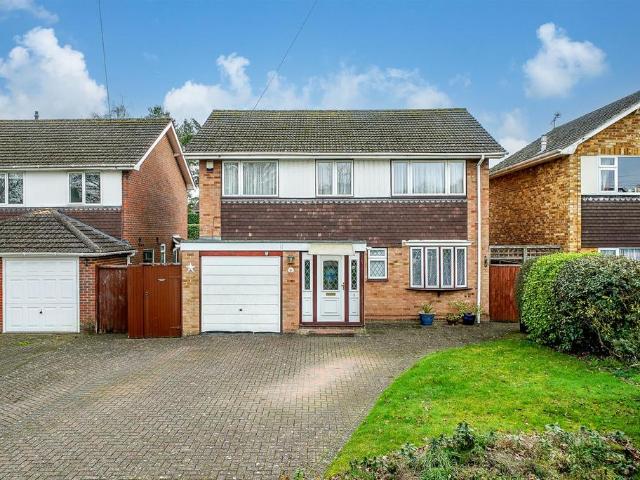 House for sale in Pouchen End, Hertfordshire
