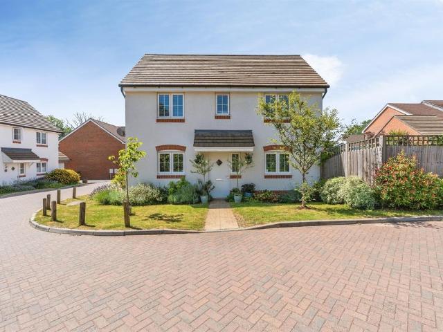 House for sale in Horton Heath, Helford