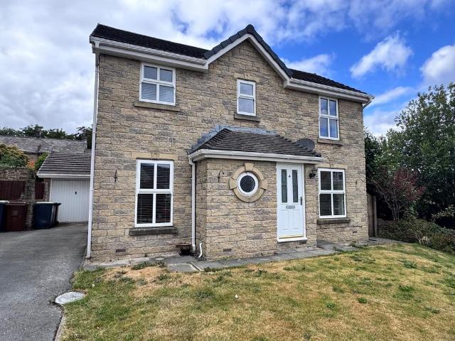 House for sale in Wash, Charlesworth
