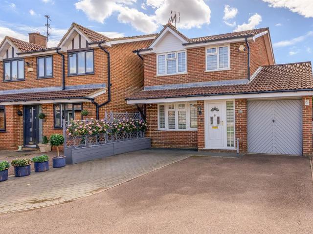 House for sale in Brambleside, Kettering