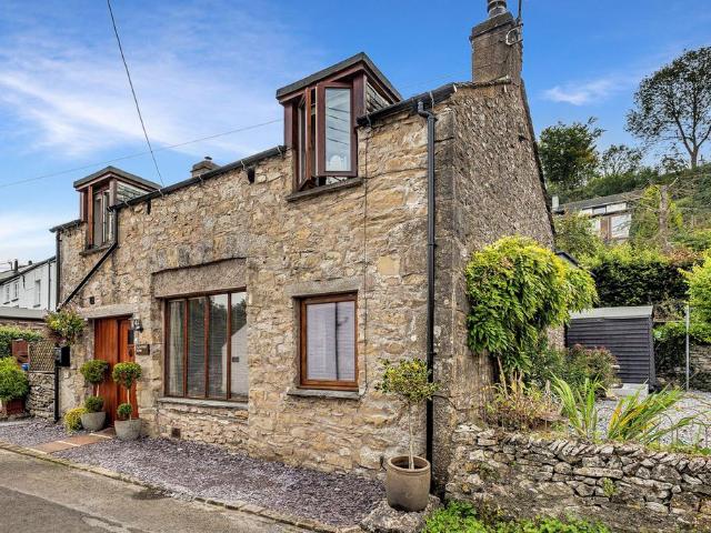 House for sale in Levens