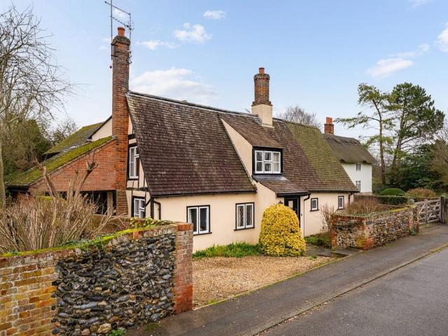 House for sale in Duton Hill, Essex