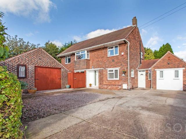 House for sale in Mansfield Woodhouse, Mansfield