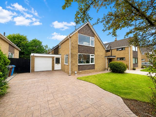 House for sale in Staining, Lancashire