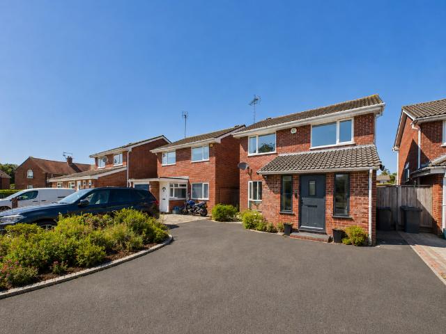 House for sale in Gloucester, Gloucestershire
