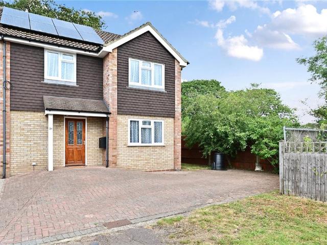 House for sale in Hart, Hampshire
