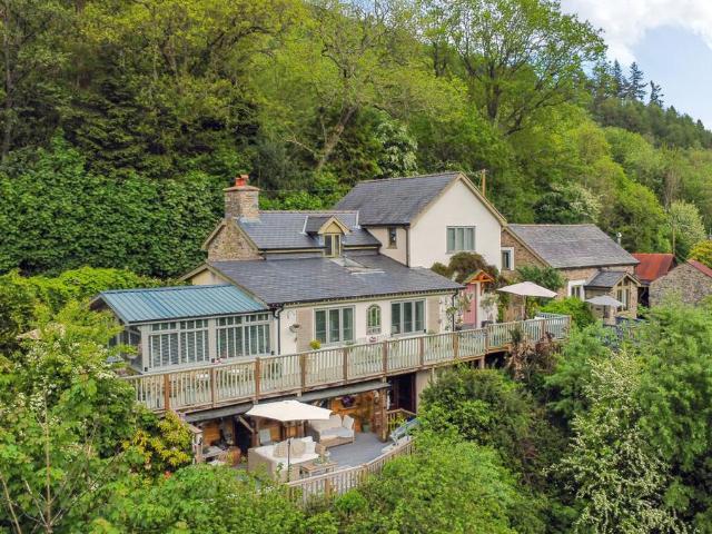 House for sale in Cefn Coch, Llanrhaeadr-ym-mochnant