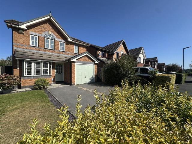 House for sale in Tarleton, Roby Mill