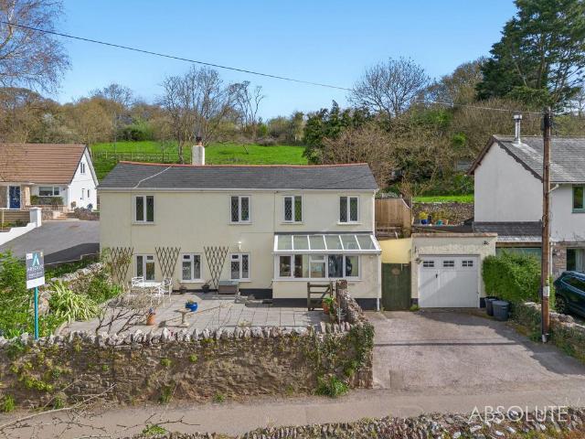 House for sale in Compton, Strode