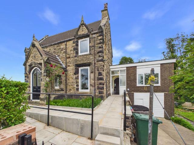 House for sale in Hoscar, Roby Mill