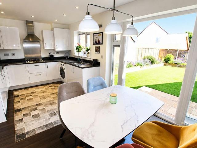 House for sale in Dale Hill, Essex