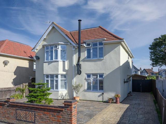House for sale in Felixstowe, Eastbridge