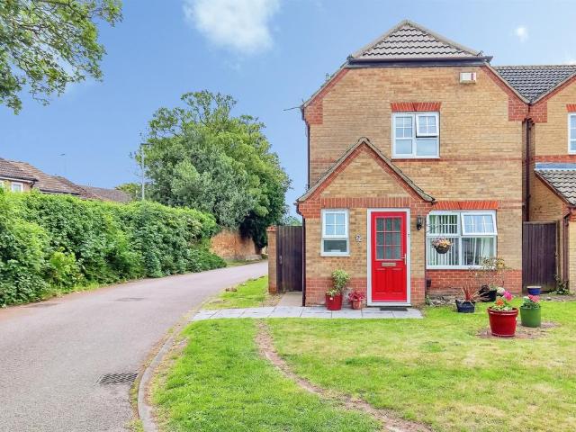House for sale in Earls Barton
