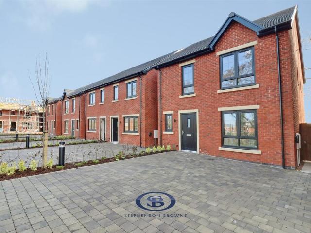 House for sale in Sandbach Heath, Sandbach