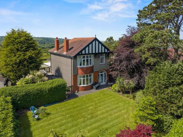 House for sale in Gorseinon, Wales