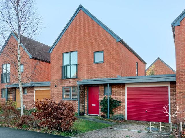 House for sale in Ferndown, East Dorset