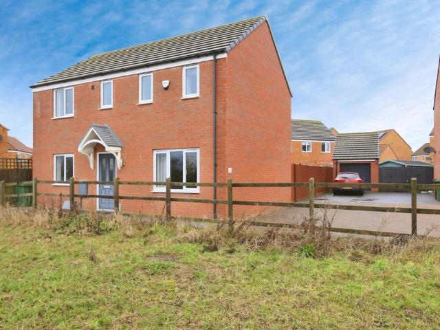House for sale in Cardea, Peterborough