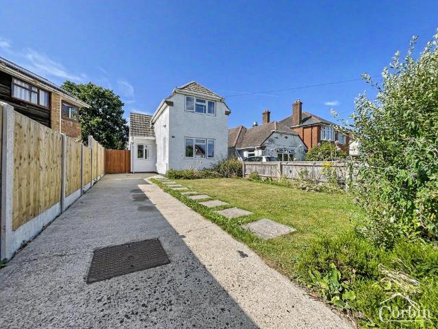 House for sale in Kinson, Bournemouth