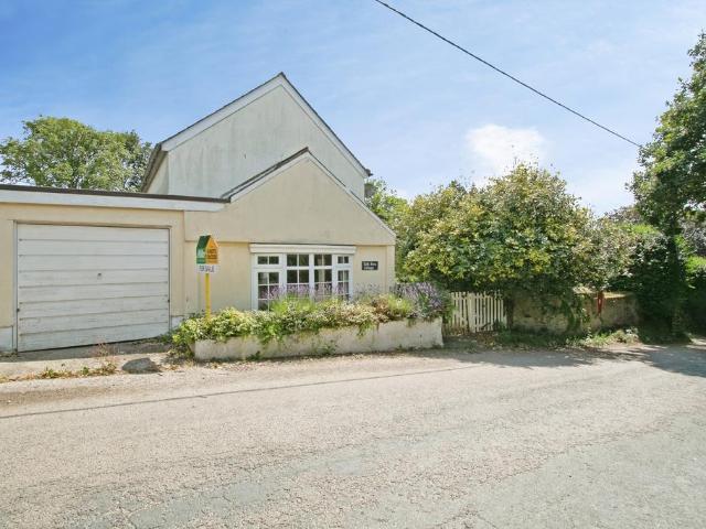 House for sale in Perranarworthal, Perranwell