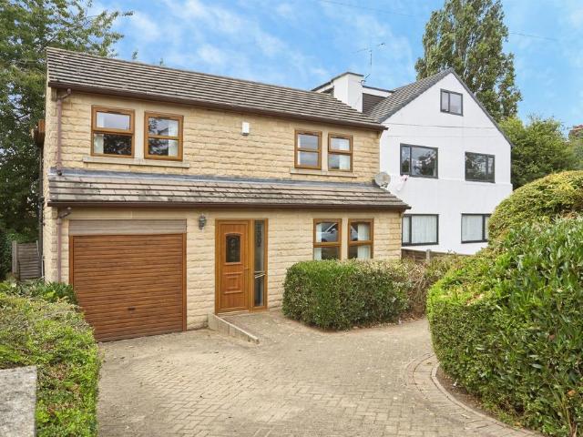House for sale in Pudsey, West Yorkshire